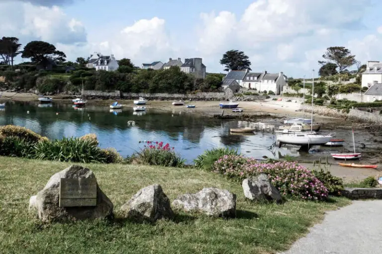 Best Places to Visit in Brittany | A Day in Roscoff & the Ile de Batz ...
