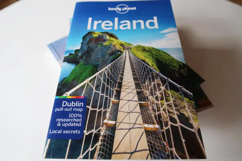 Lonely Planet Travel Guide to Ireland